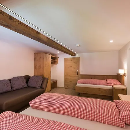 Restaurant Hirschen Hotel 2*