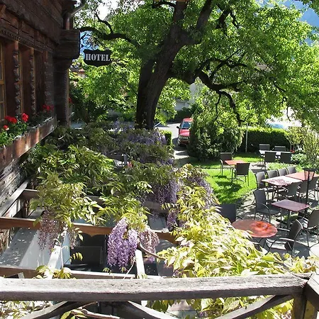Hotel Restaurant Hirschen 2*