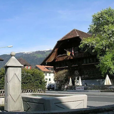 Hotel Restaurant Hirschen 2*